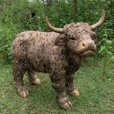 5060235339981 1 Enigma Marble Resin Highland Cow Xl Garden Statue.jpg